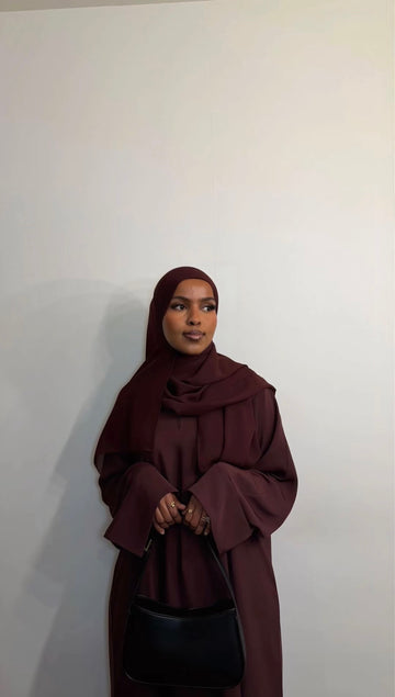 Burgundy classic abaya