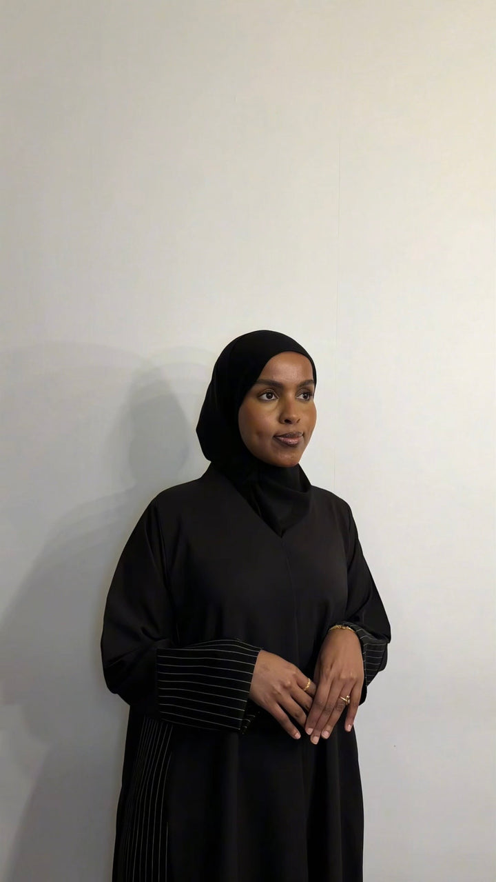 Luna Stripe Open Abaya