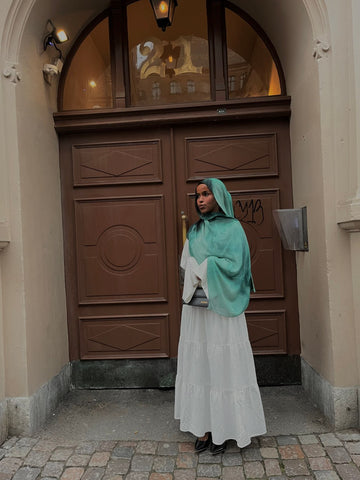 Emerald Veil printed modal